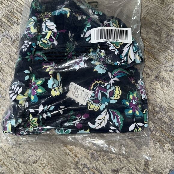 Sport savvy 5xp Floral Print Capri NWOT/NIP - Picture 8 of 8